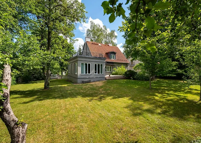 Kadriorg By Rikas Hotels